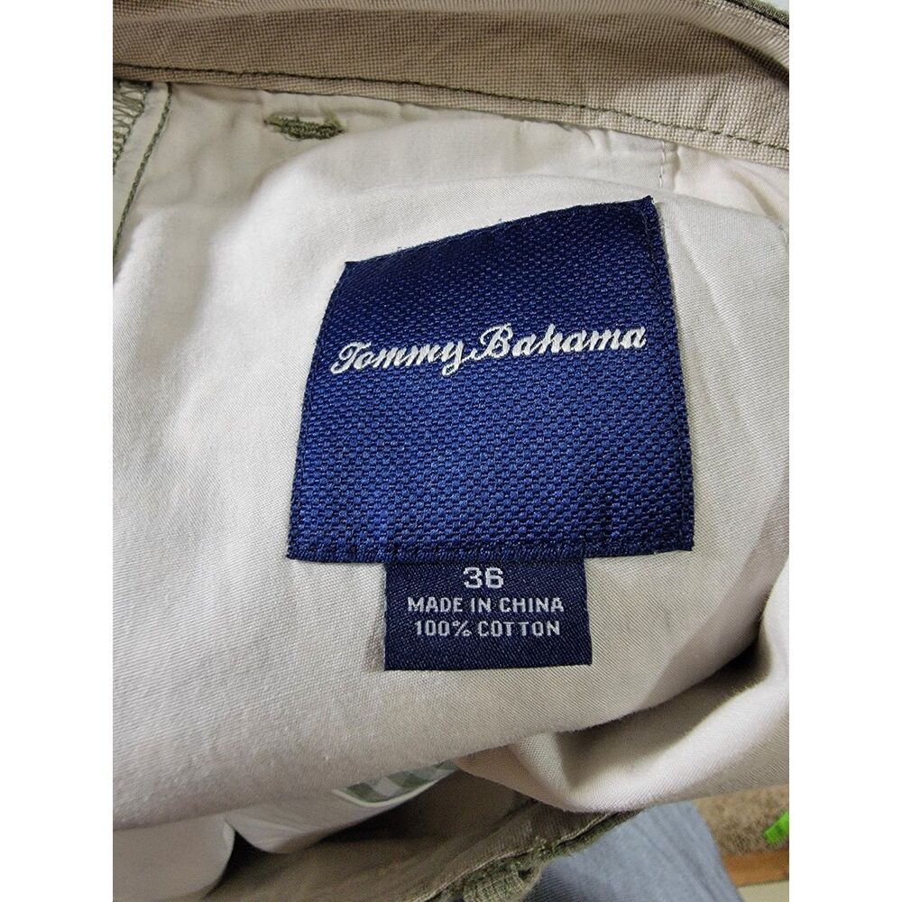 Tommy Bahama Men's Green Plaid Shorts - sz 36 - Picture 3 of 7